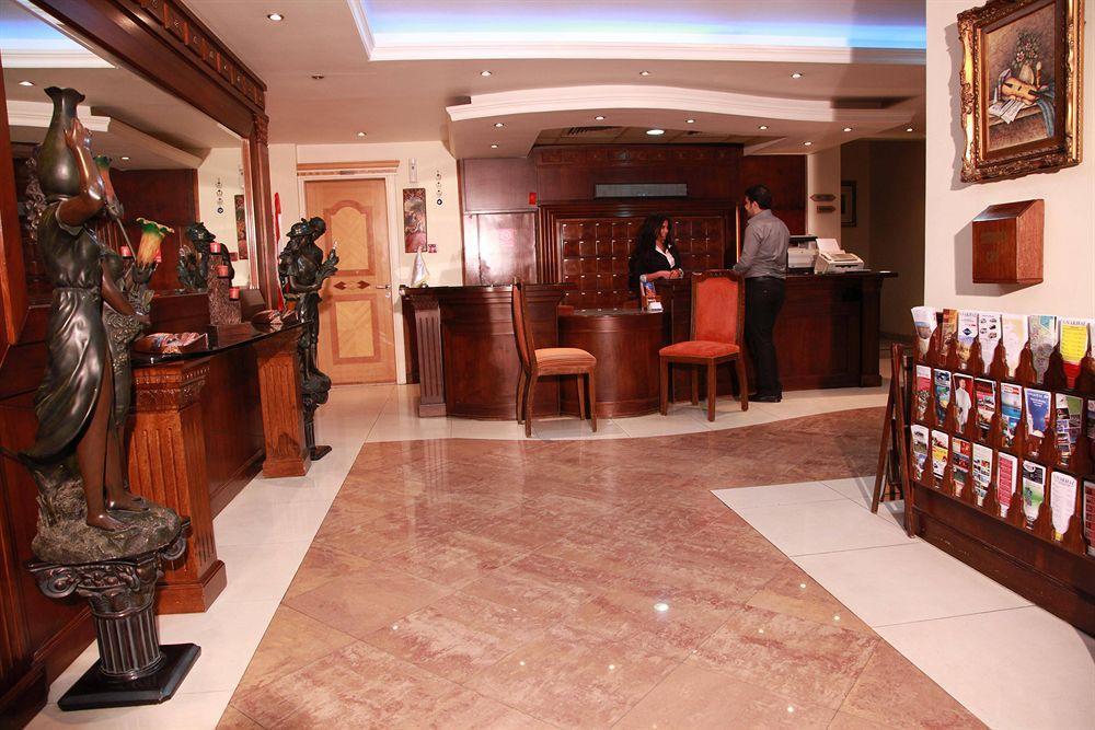 Elysee Residence Beiroet Buitenkant foto